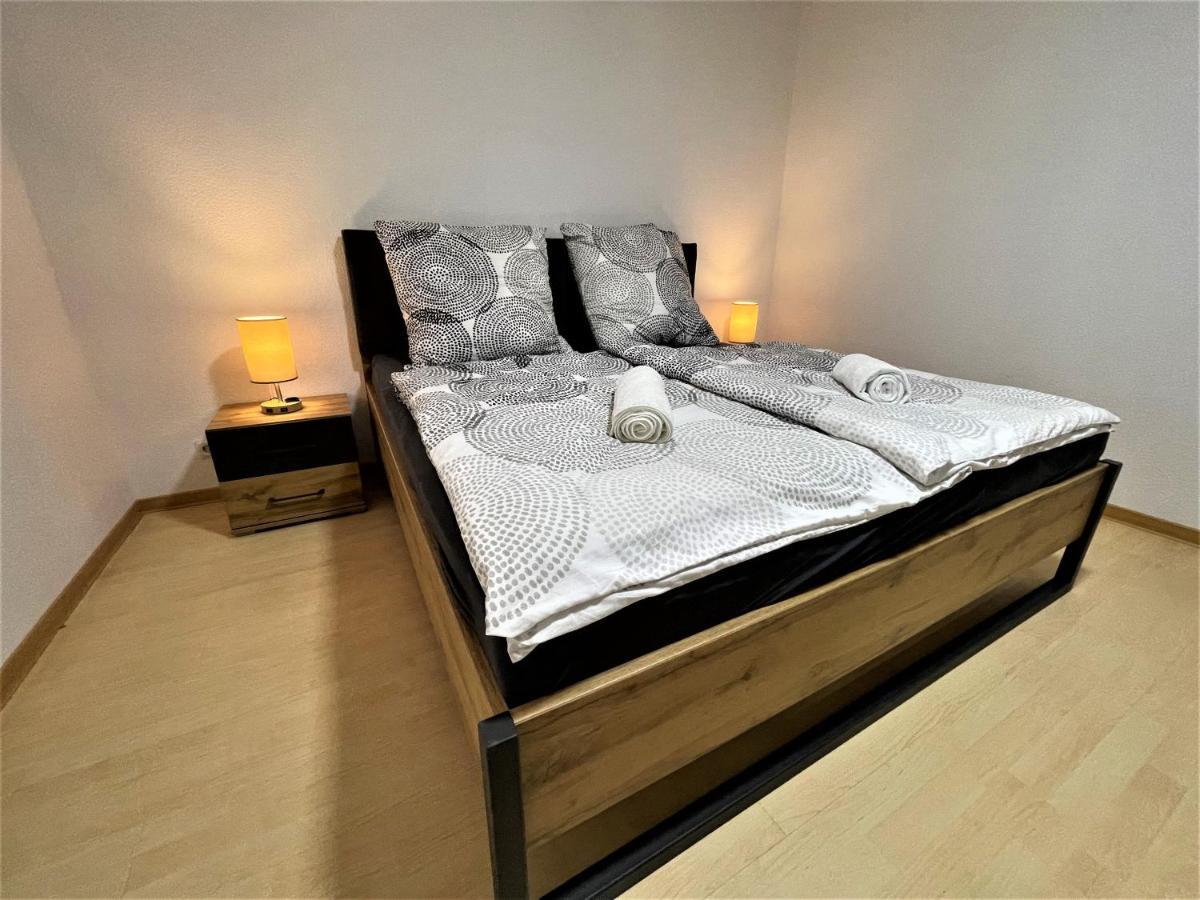 Ferienwohnung Traumaussicht Kamin Balkon Burgblick 65 Zoll TV Netflix Sky Joyn Lindenplatz Bullay Exterior foto